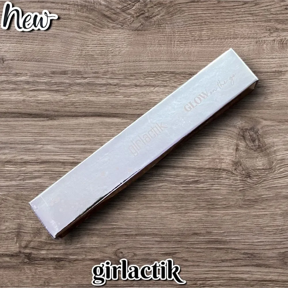 New NIB girlactik GLOW ON-THE-GO JetSetter multi-use stick Color: JetSetter